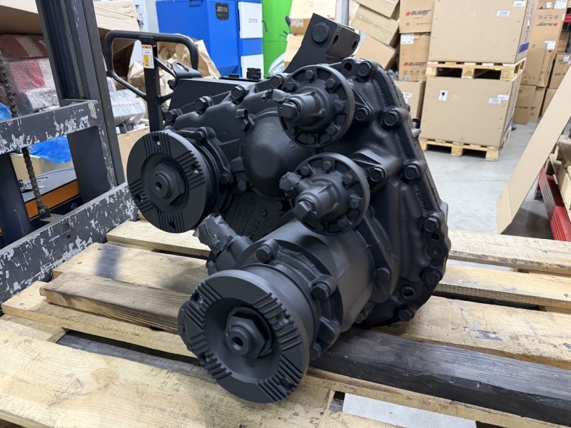 Коробка раздаточная без КОМ в сборе 65111 / ПАО КамАЗ 65111-1800020-10 